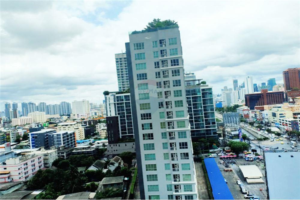 Huai Khwang house and condo for sale and rent 